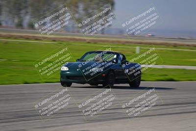 media/Jan-29-2023-Speed Ventures (Sun) [[795e55dca5]]/Black/Front Straight/